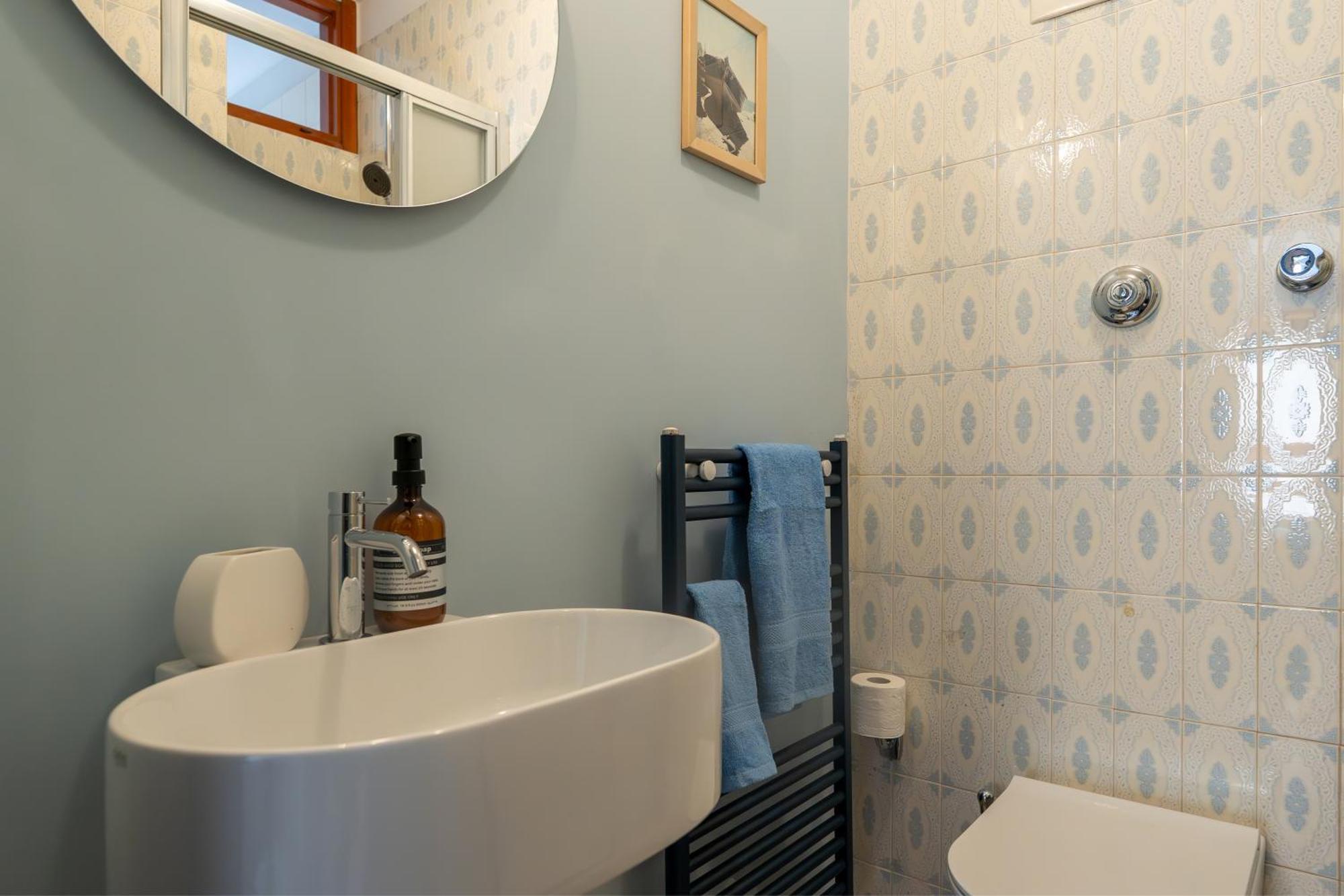 Quieta 6 - Renovated 70S Apartment - Italywego بيرودجا المظهر الخارجي الصورة