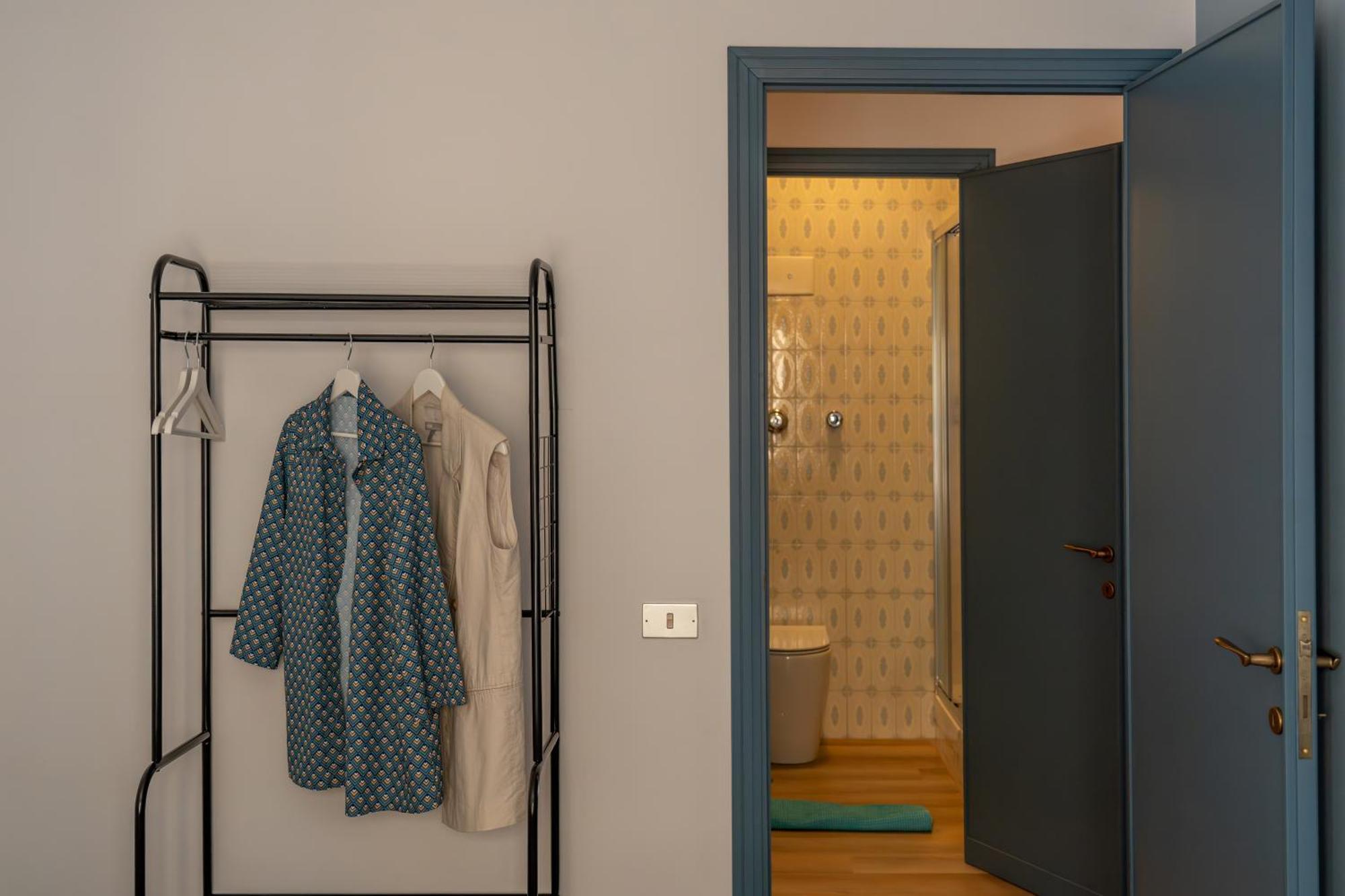 Quieta 6 - Renovated 70S Apartment - Italywego بيرودجا المظهر الخارجي الصورة