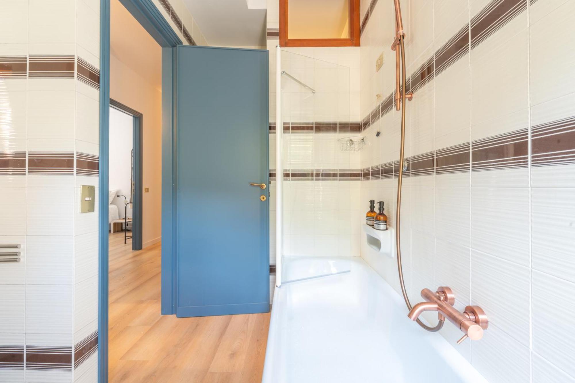 Quieta 6 - Renovated 70S Apartment - Italywego بيرودجا المظهر الخارجي الصورة