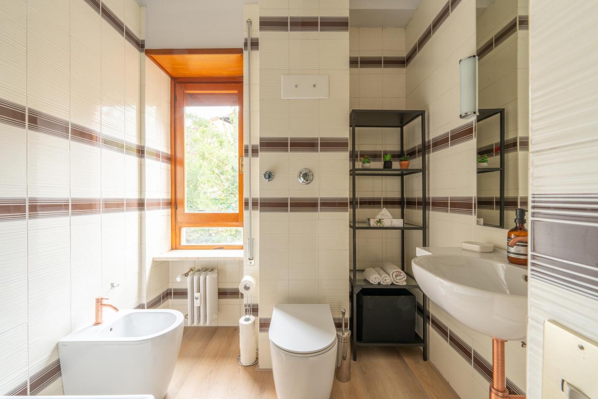 Quieta 6 - Renovated 70S Apartment - Italywego بيرودجا المظهر الخارجي الصورة